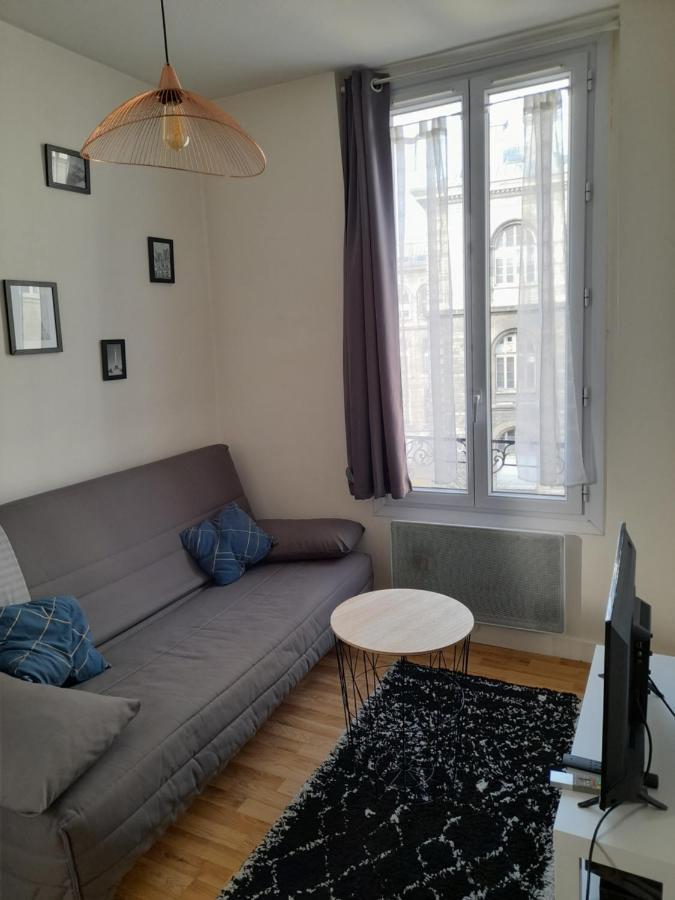 Cosy 2 Pieces Typiquement Parisien A Notre-Dame Apartment Exterior photo